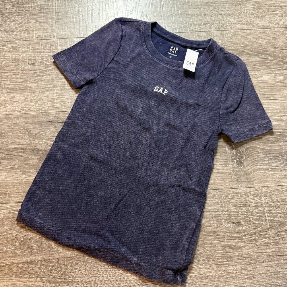 NWT Gap Embroidered Spell-out Navy Blue Modern Crew Neck Tee Tshirt Top Size XS - Picture 1 of 4